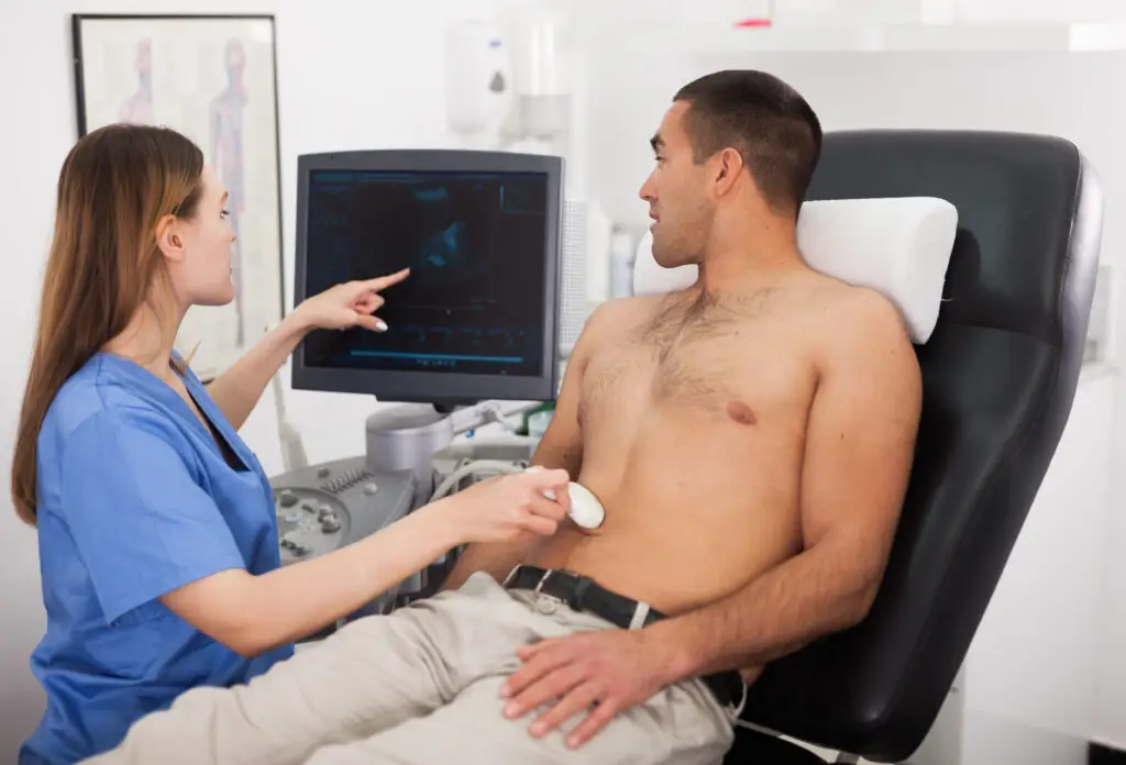 Ultrasound scan for gallstones